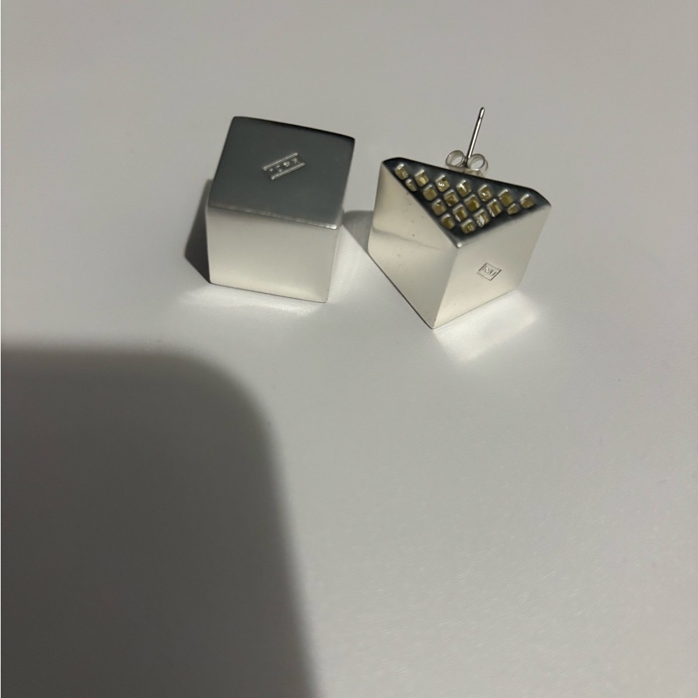 Silver Cube Khoi Earrings